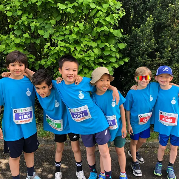 Plus de 50 élèves de l'École Vivalys ont participé aux 20km de Lausanne