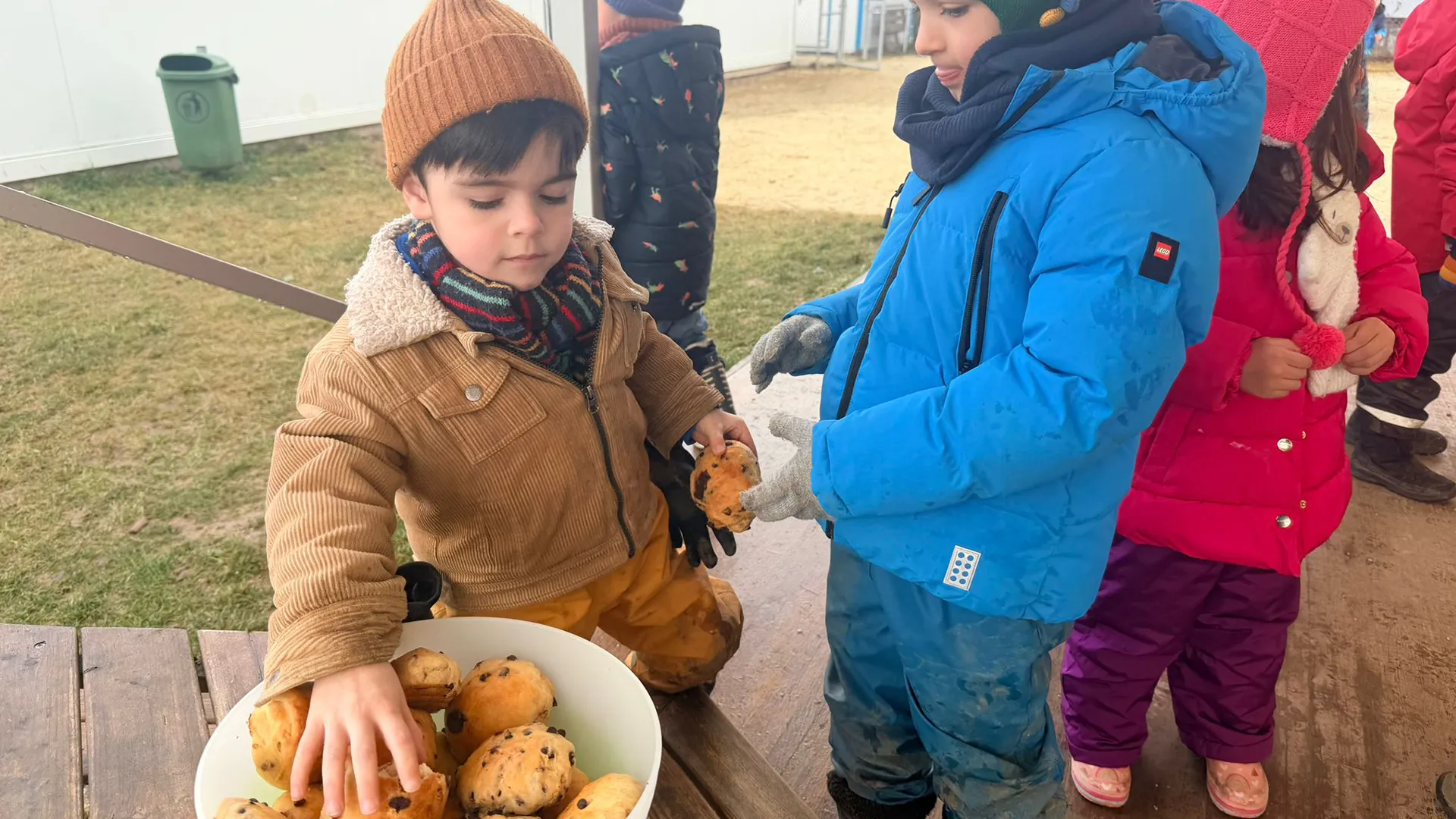 vivalys-expose-patisserie-lien-ecole-famille-ecublens-04